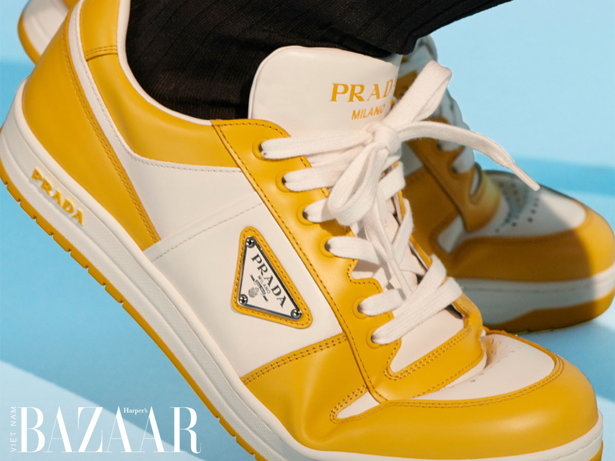 THIẾT KẾ LOGO THEO TRÀO LƯU TỐI GIẢN NHƯ PRADA